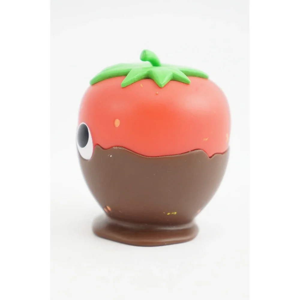 Kidrobot Yummy World Chocolate Dipped‎ Strawberry Vinyl Figure Excellent